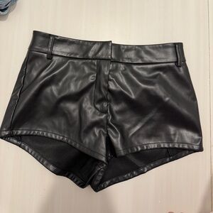 Superdown shorts